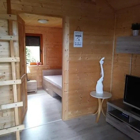 Domki Letniskowe Patrycja *